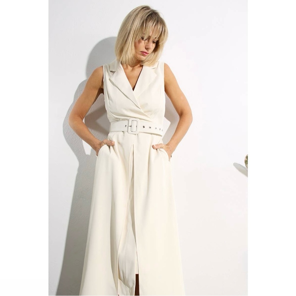 NWT Boutique Lyla Pleated Belted Maxi Evening Dress – Cream White - Picture 4 of 15
